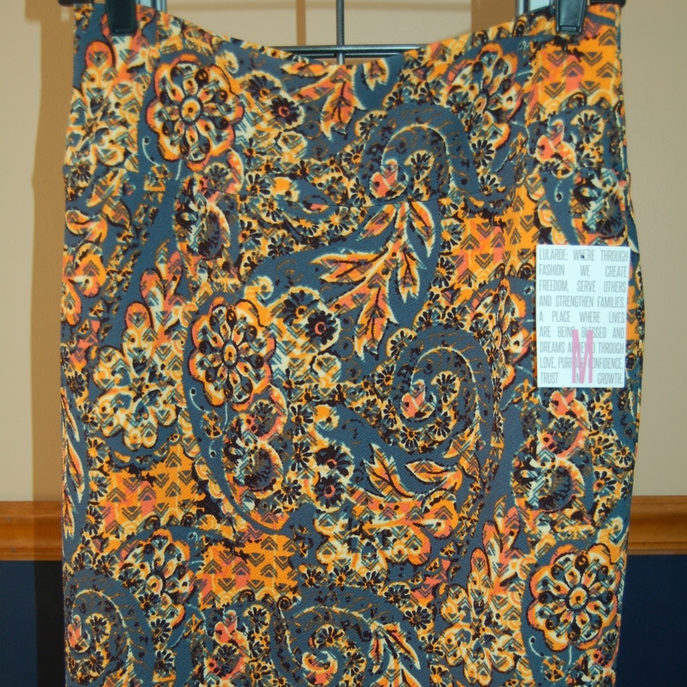 Lularoe Cassie Skirt